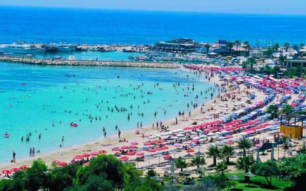 Unique Beach Luxurious Villas Айя-Напа Экстерьер фото