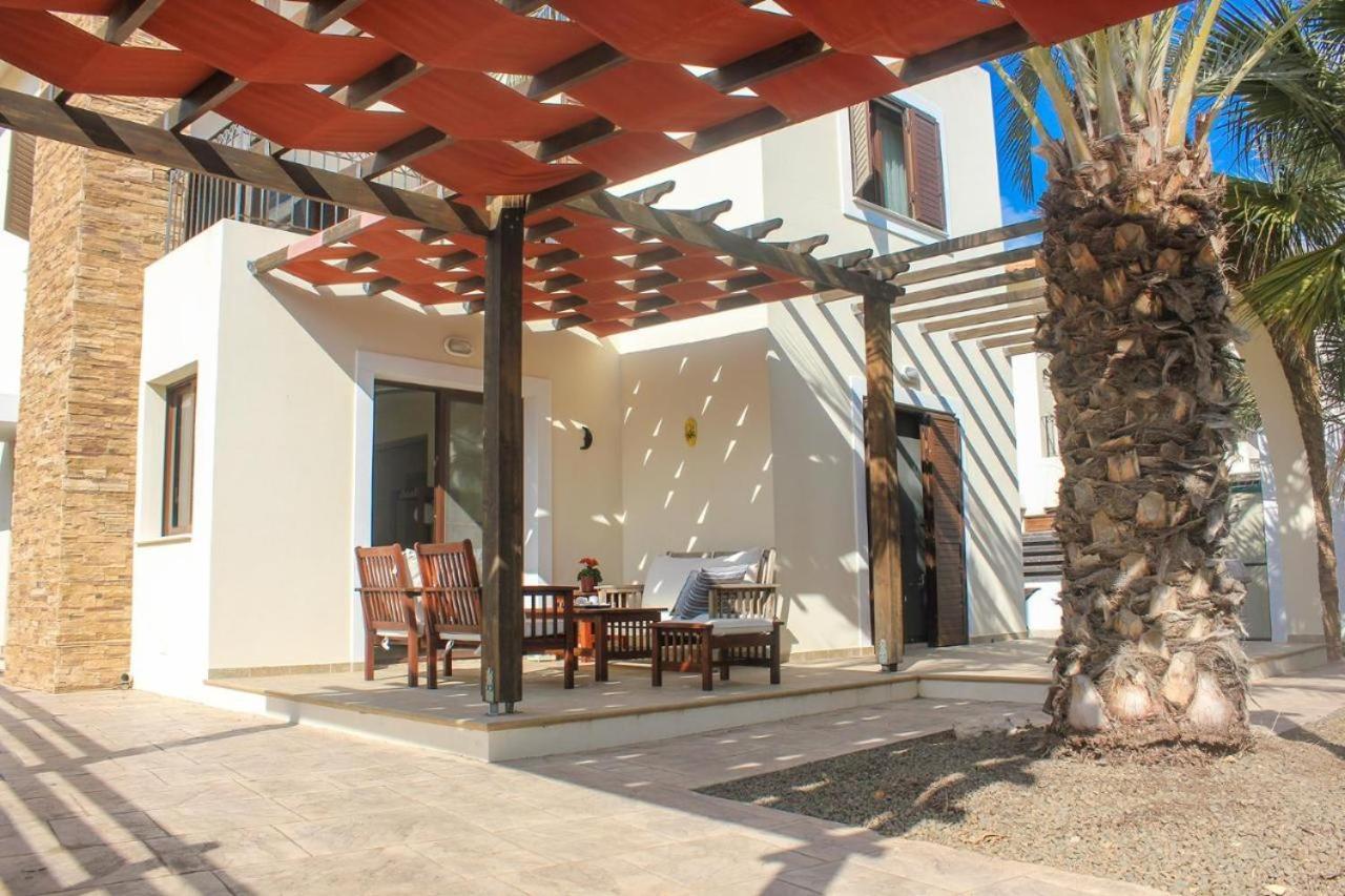 Unique Beach Luxurious Villas Айя-Напа Экстерьер фото