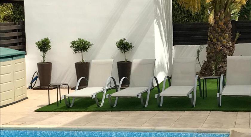 Unique Beach Luxurious Villas Айя-Напа Экстерьер фото