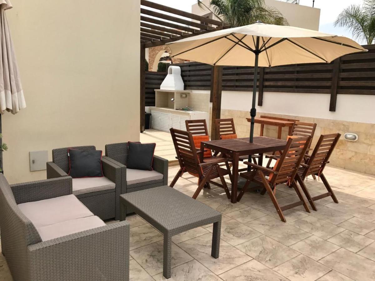 Unique Beach Luxurious Villas Айя-Напа Экстерьер фото