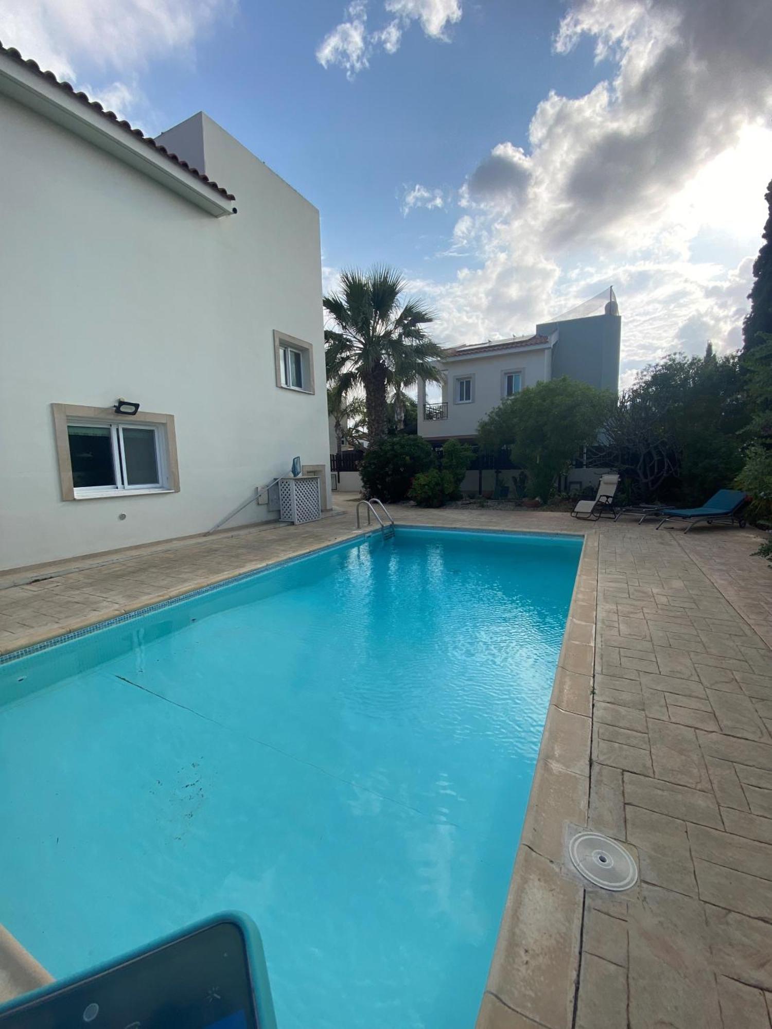 Unique Beach Luxurious Villas Айя-Напа Экстерьер фото