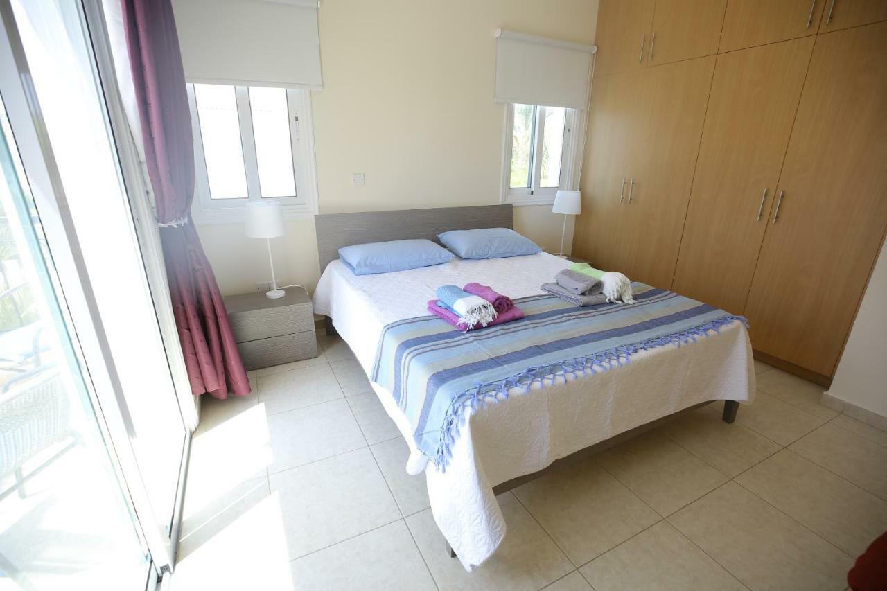 Unique Beach Luxurious Villas Айя-Напа Экстерьер фото