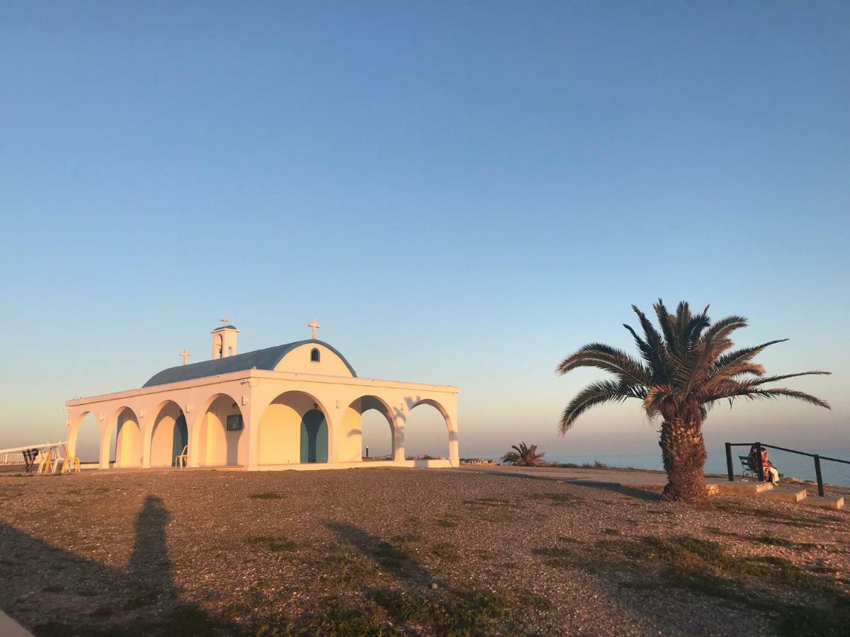 Unique Beach Luxurious Villas Айя-Напа Экстерьер фото