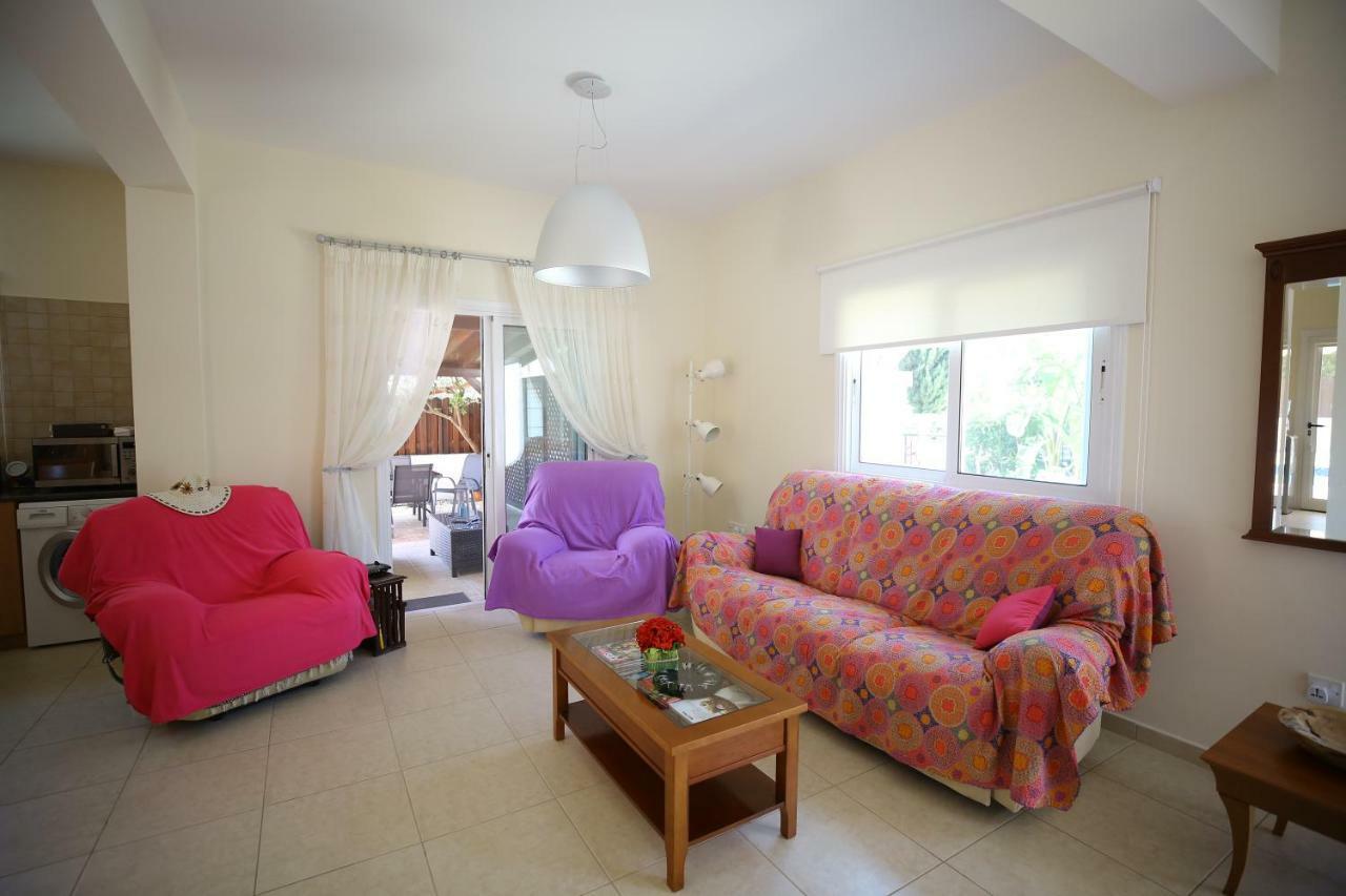Unique Beach Luxurious Villas Айя-Напа Экстерьер фото